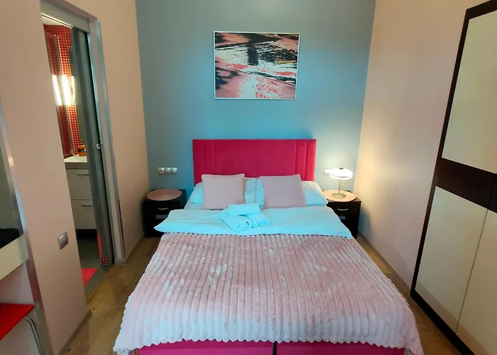 Mirror Pink Studio